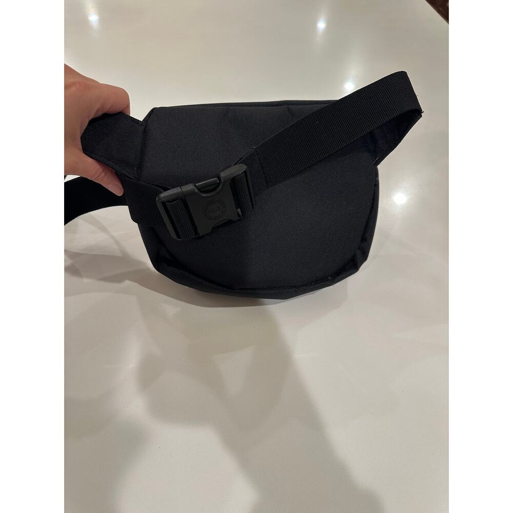 Herschel Supply Co Fifteen Hip Pack in Black - Picture 5 of 5